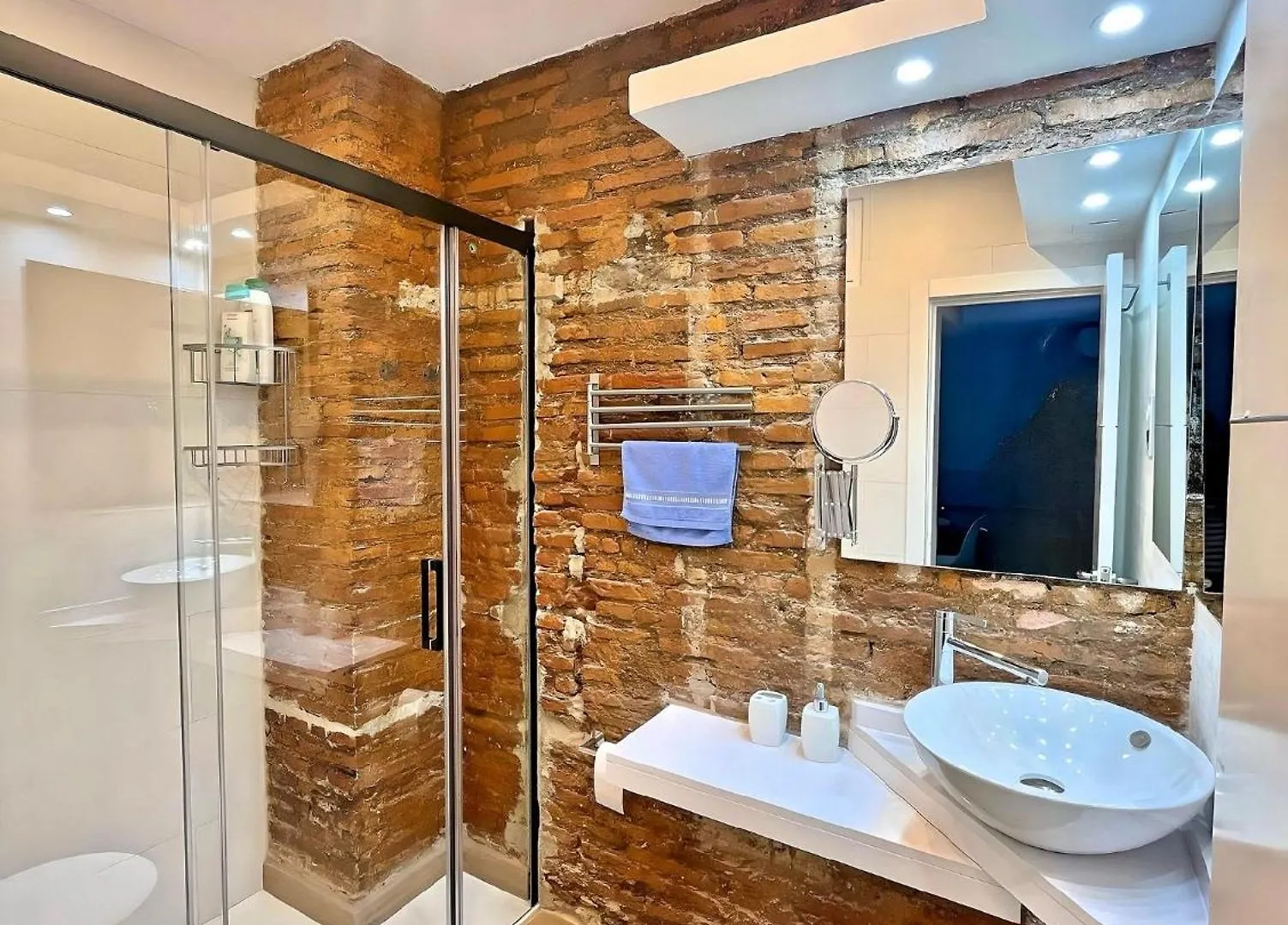 Excellent Location Malaga Centro Historico 2 Bed Flatアパートメント アパート